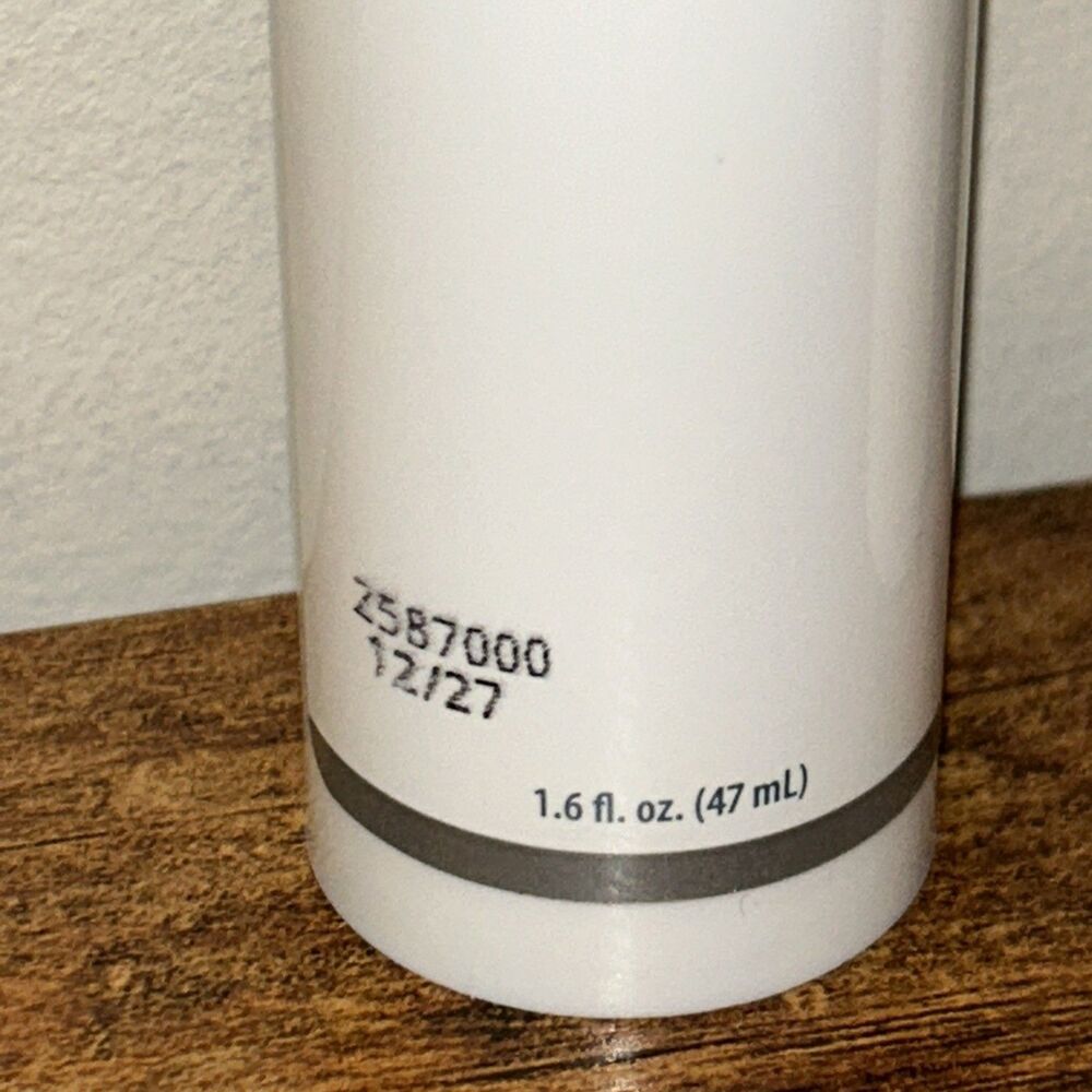 Obagi Clenziderm BPO 5% MD Therapeutic Acne Treatment Lotion 1.6 Oz Exp. 12/2027 - Picture 4 of 13